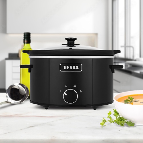 Predný pohľad na TESLA SlowCook S350 v kuchyni