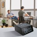TESLA Sound RB150 - rádiobudík s nabíjacou stanicou, zánovný