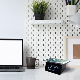 TESLA Sound RB150 - rádiobudík s nabíjacou stanicou, rozbalený
